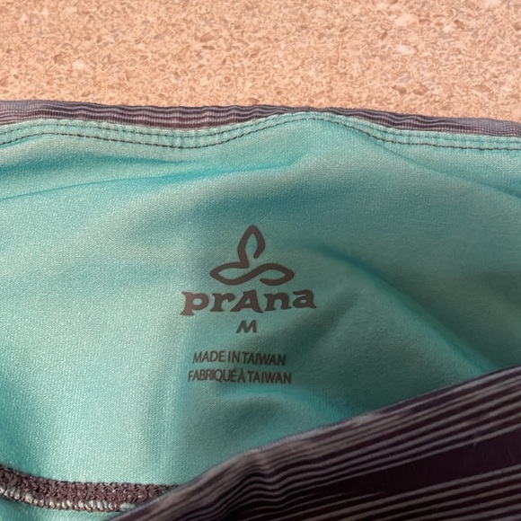 Prana Yoga Capri Leggings - Picture 3 of 5